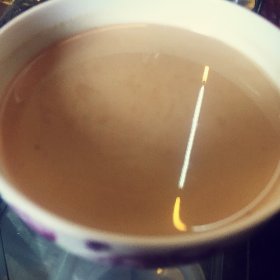 浓浓的锅煮奶茶