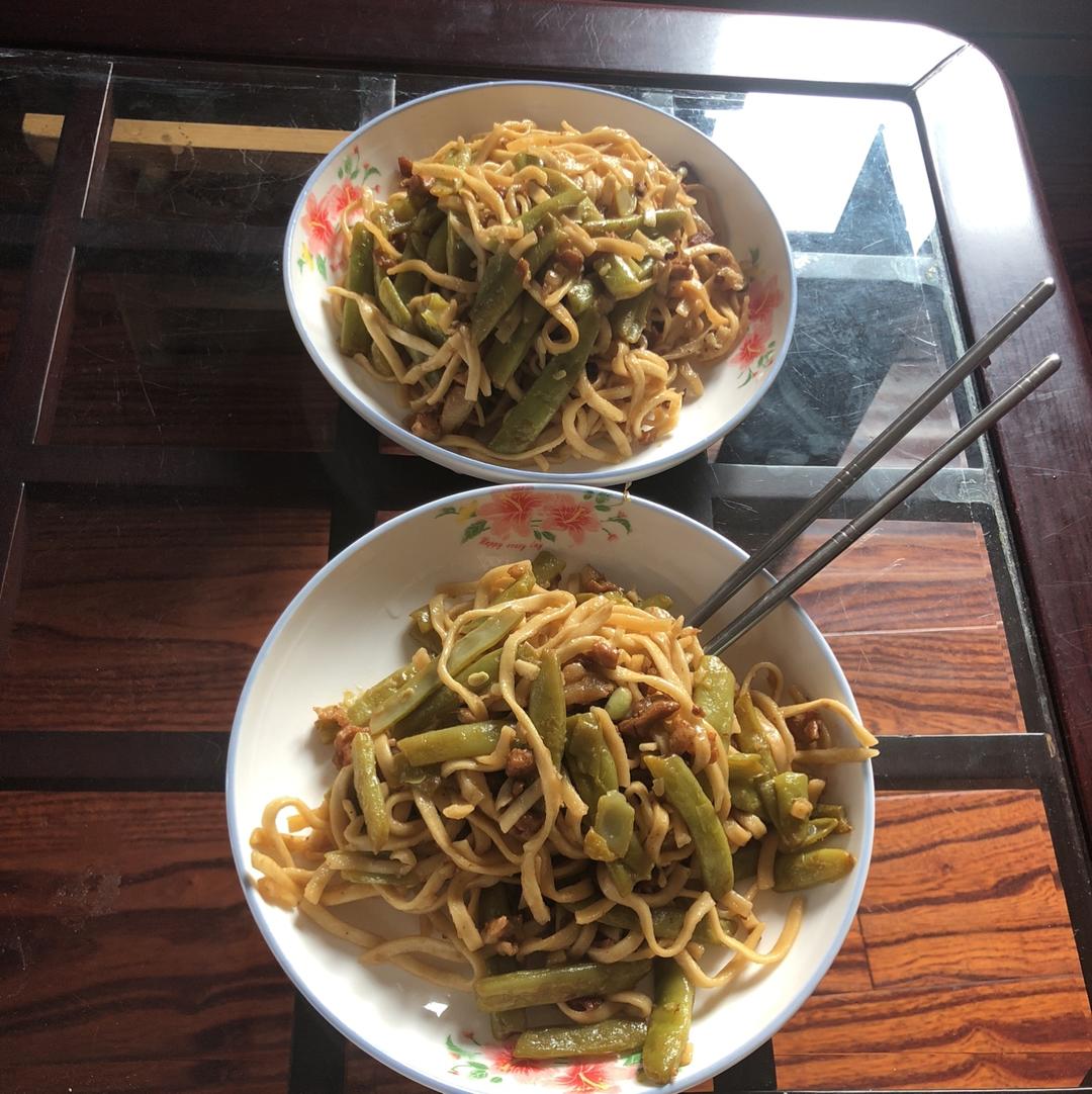 豆角焖面