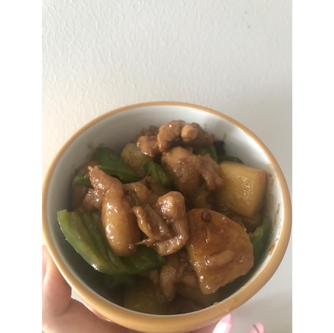 土豆焖鸡腿
