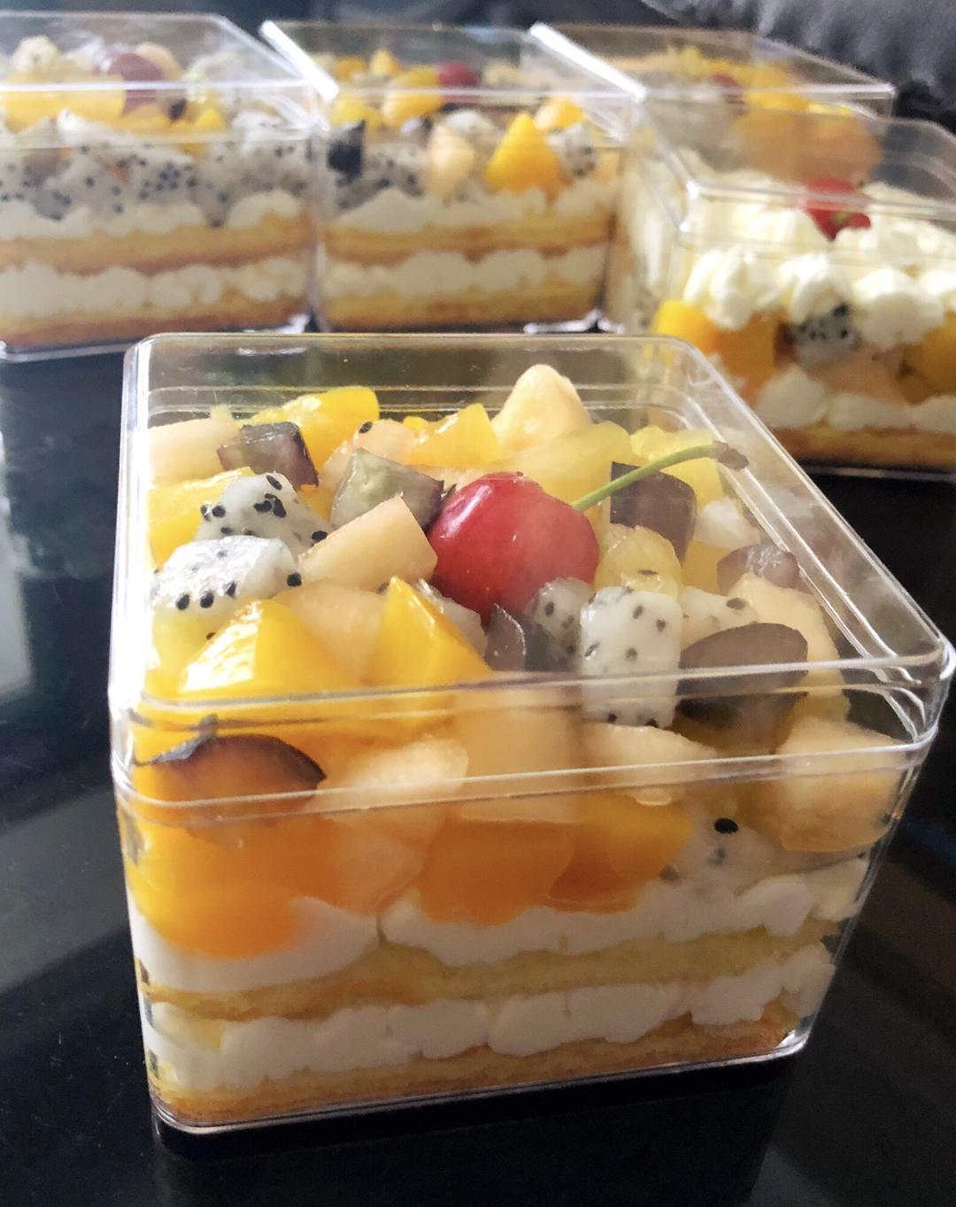 简单快手的便当饭盒水果盒子蛋糕