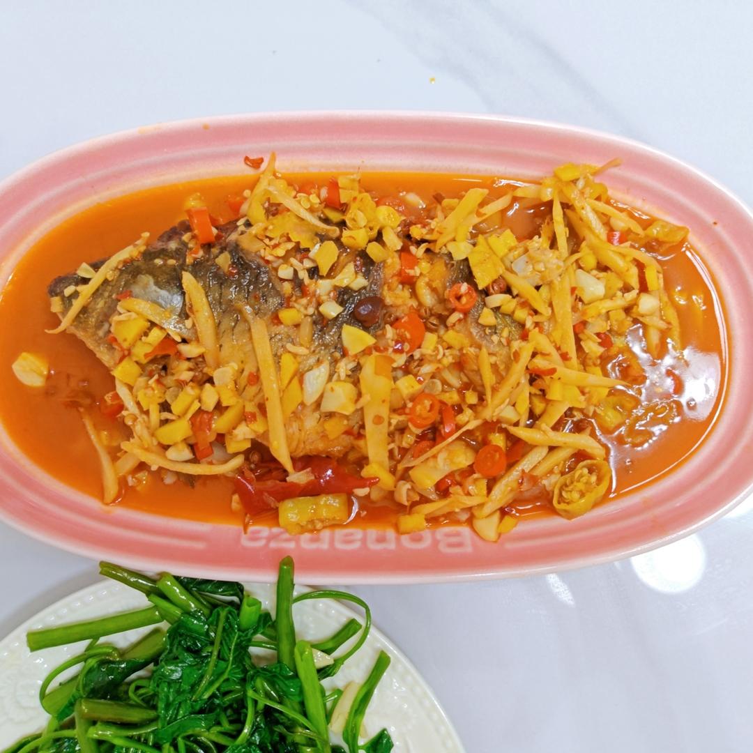 小河帮的葱葱鲫鱼