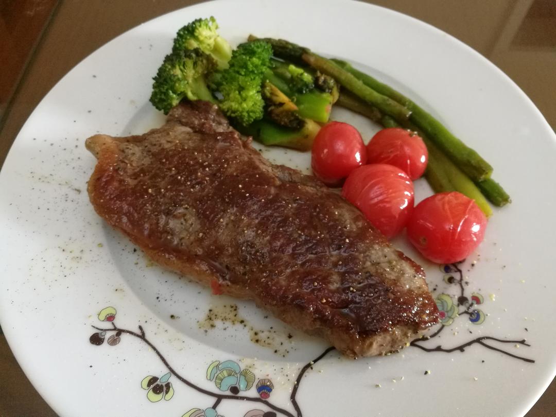 完美牛排-米其林大厨的煎牛排方法