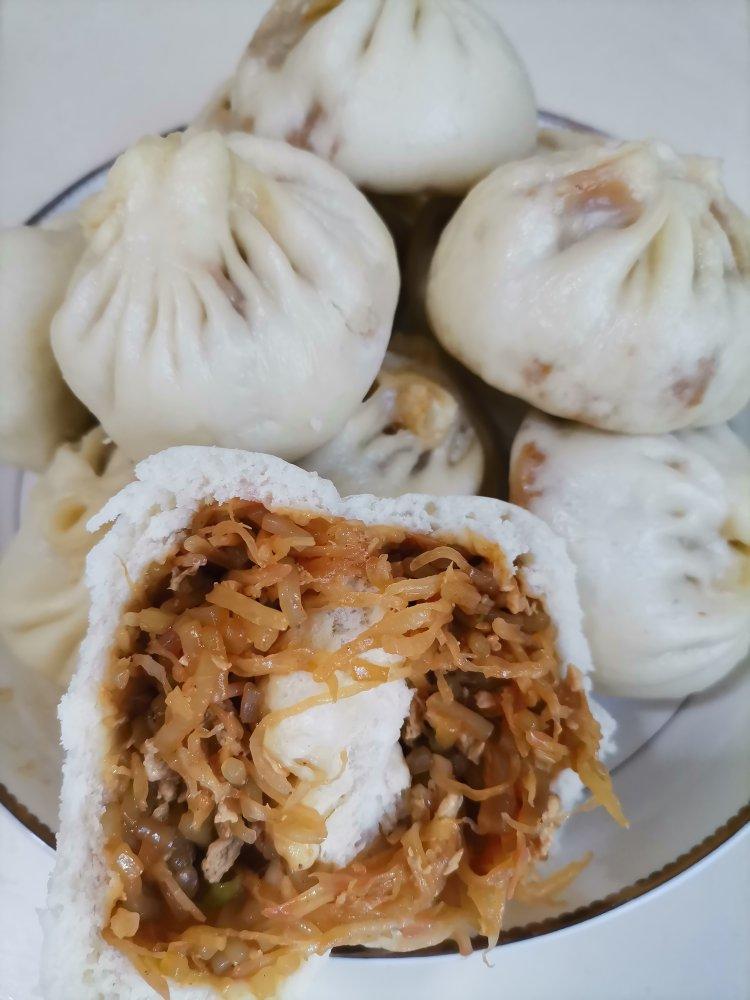 萝卜丝鲜肉包
