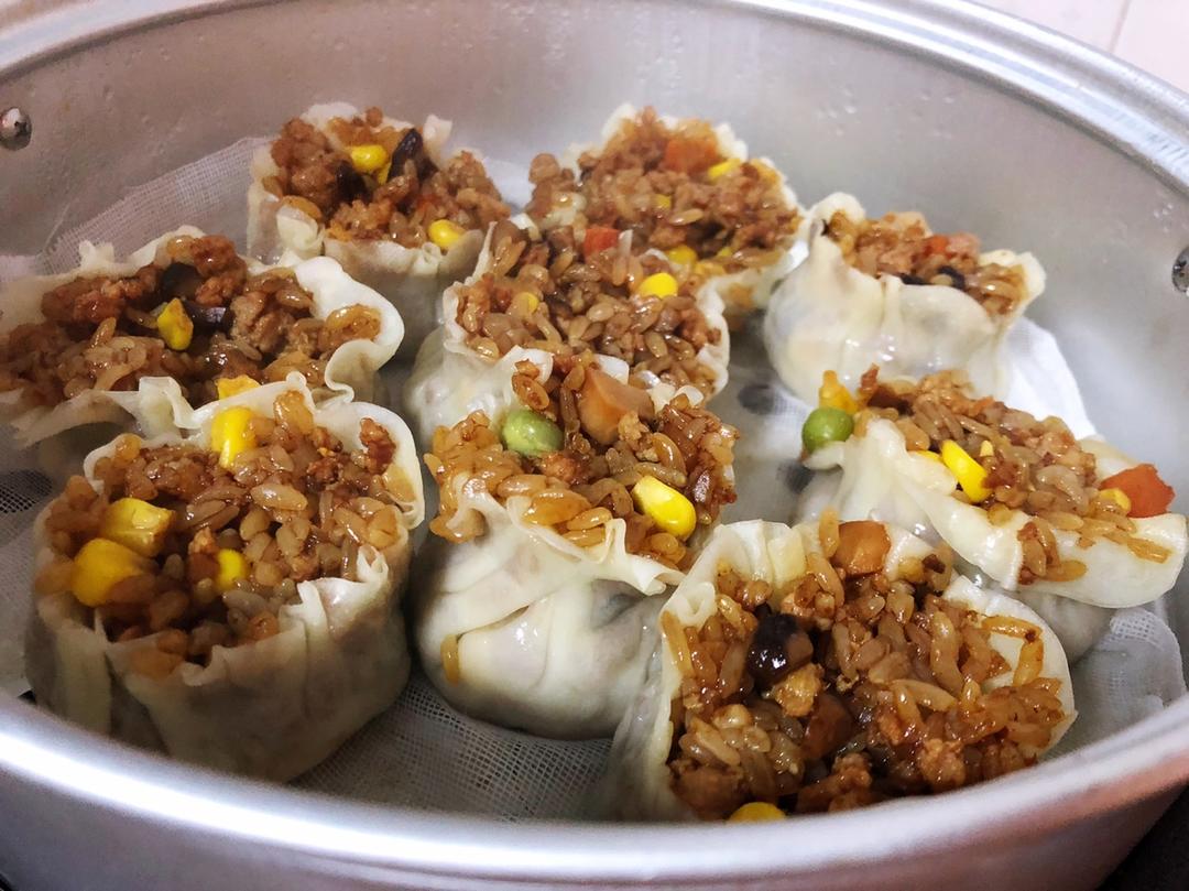 饺子皮咸蛋黄烧麦
