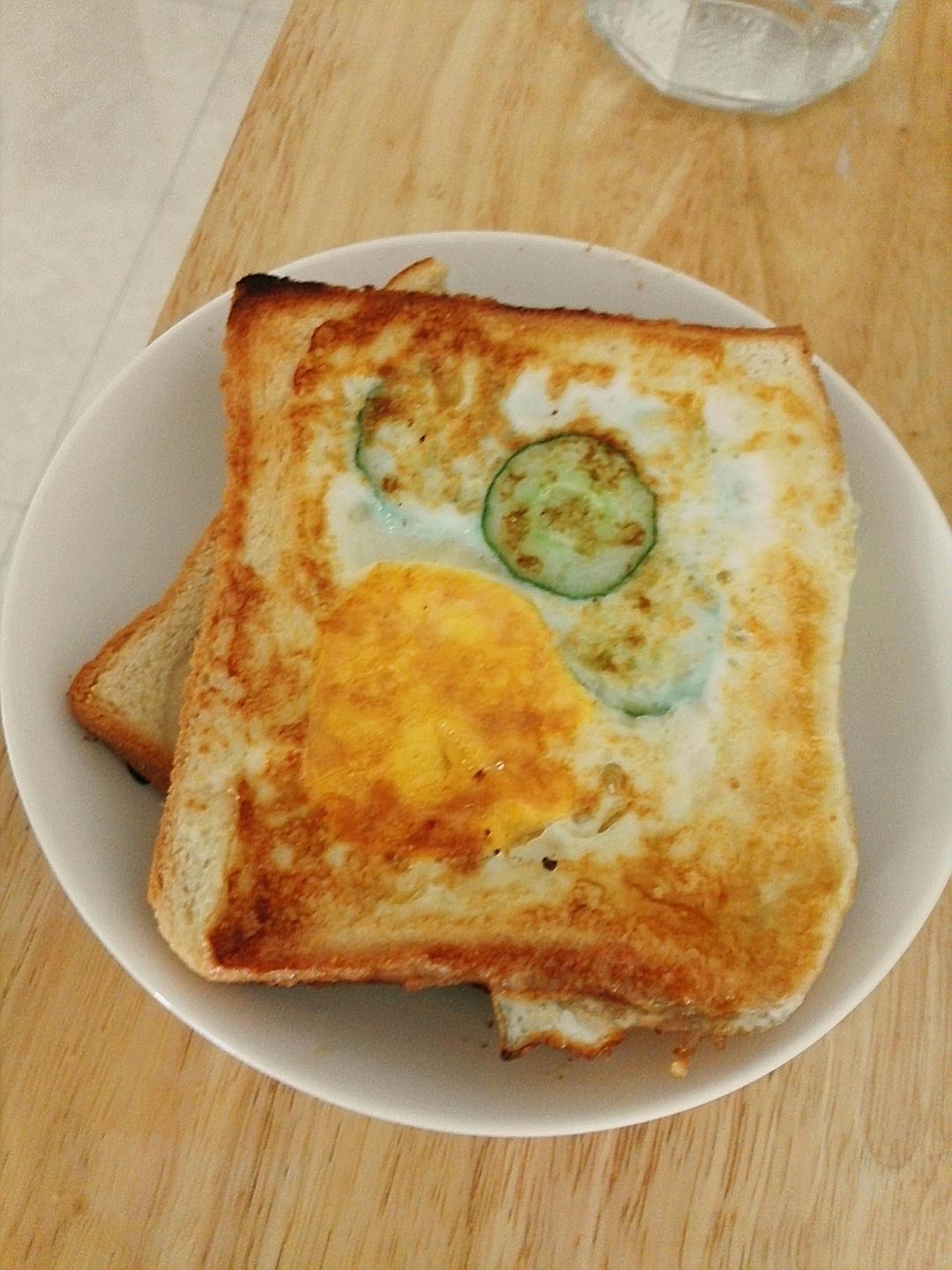 电饼铛版吐司煎蛋