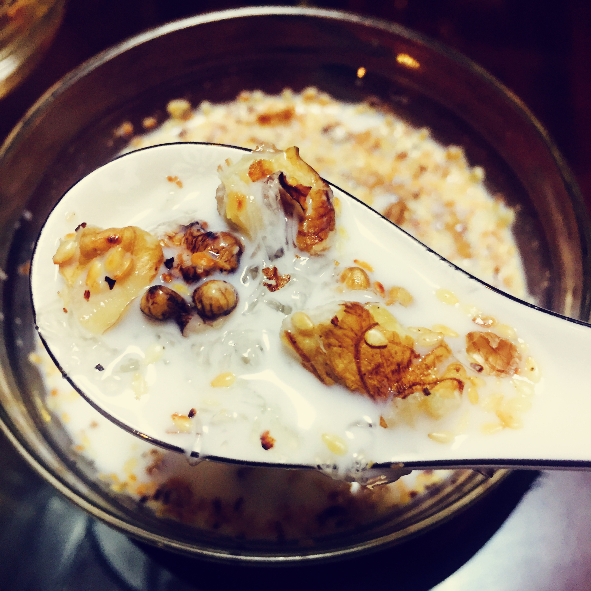 红枣牛奶炖燕窝