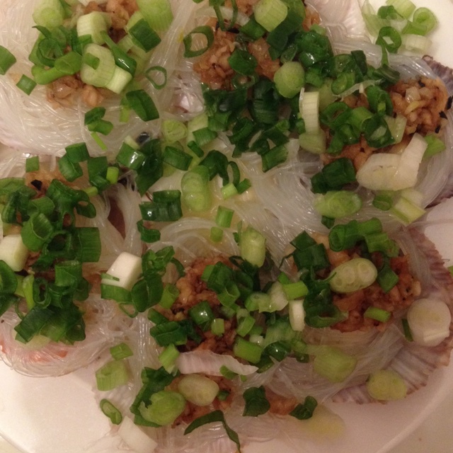 蒜蓉粉丝蒸扇贝