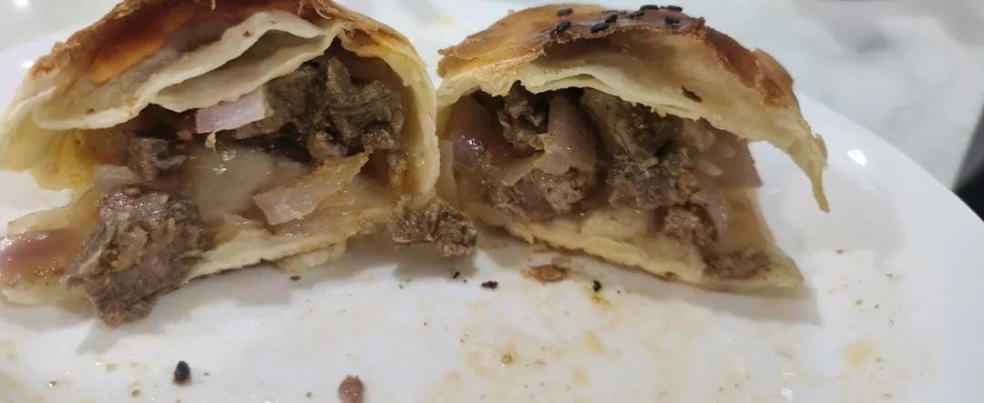 新疆烤包子（孜然羊肉）