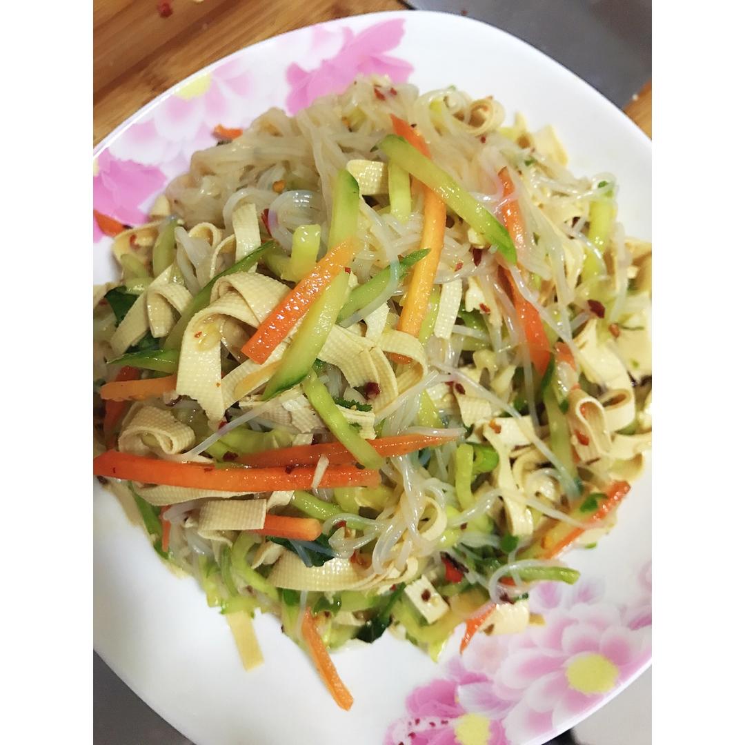 超好吃的凉拌菜( ´ ▽ ` )