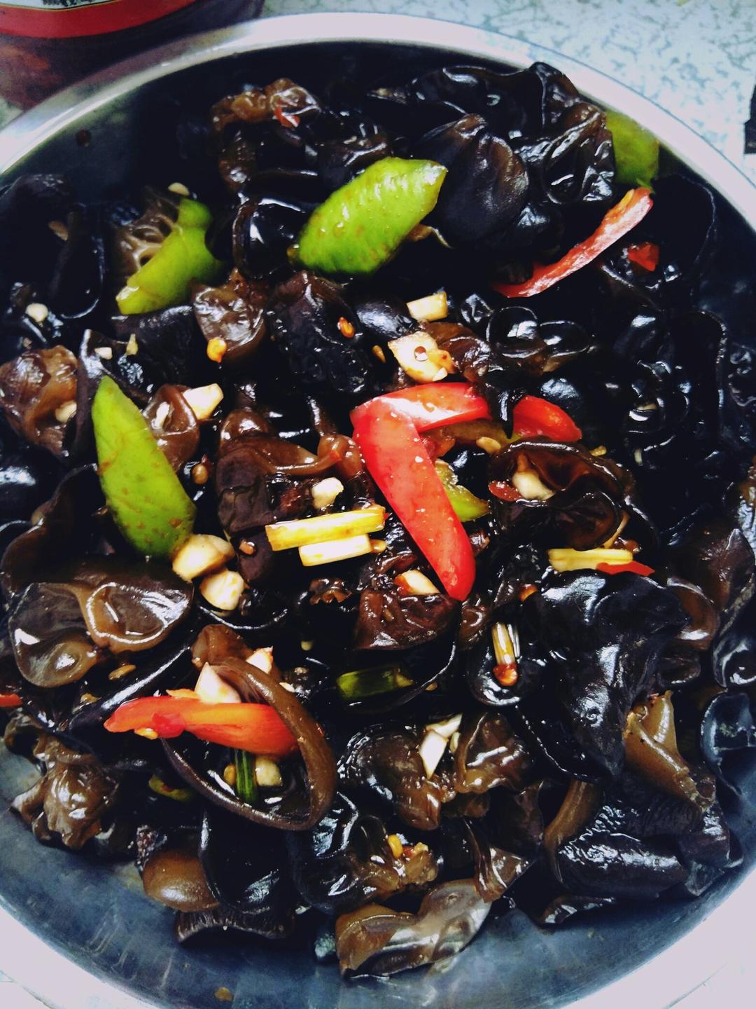 凉拌黑木耳