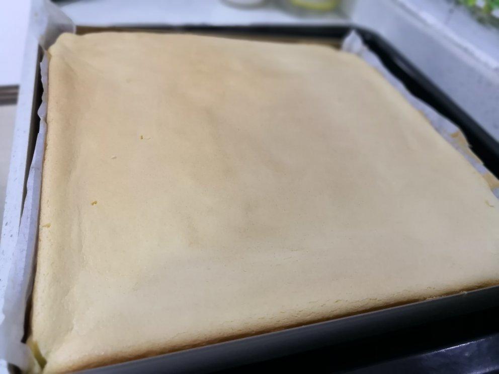 烤箱做蛋糕（戚风蛋糕的做法）