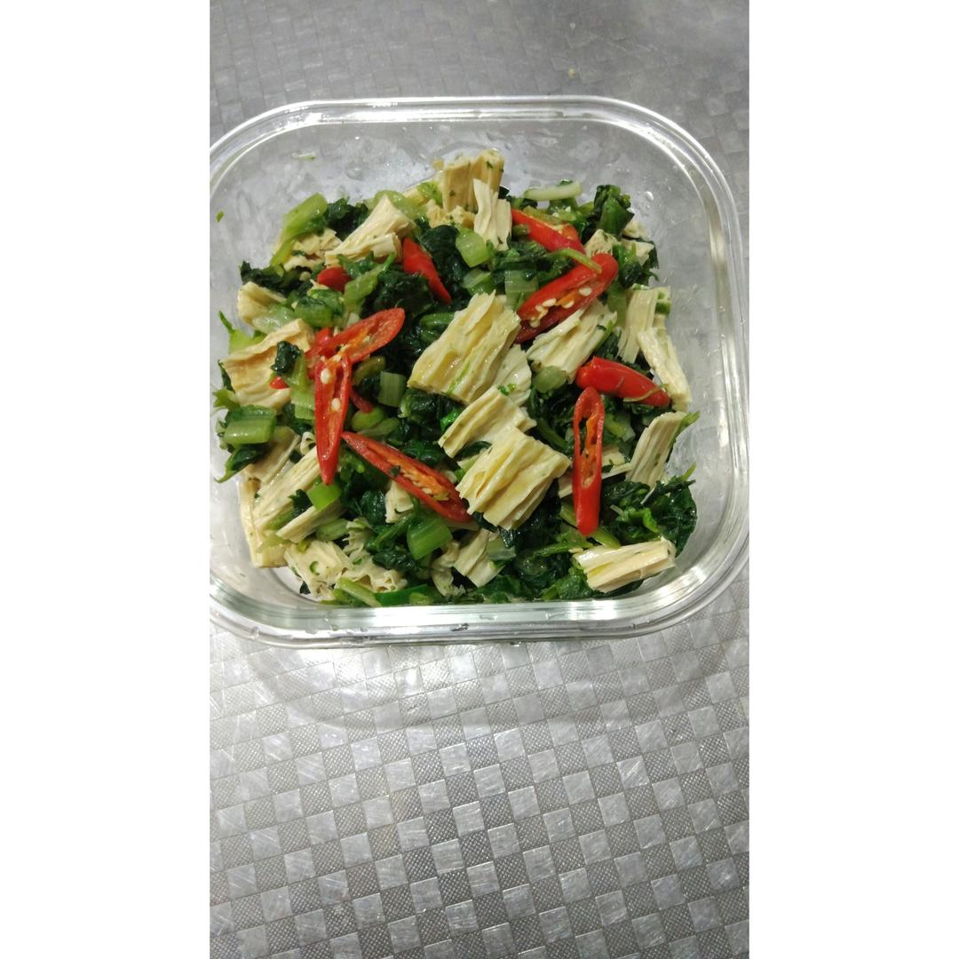 凉拌菠菜