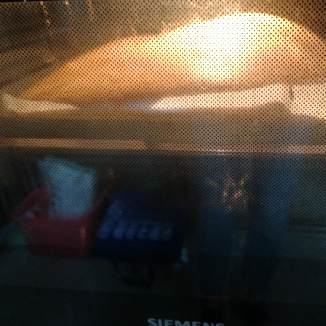 胖乎乎奶油芒果卷/不开裂不掉皮全过程详细图解烘焙视频/蛋糕篇6：「厚卷」