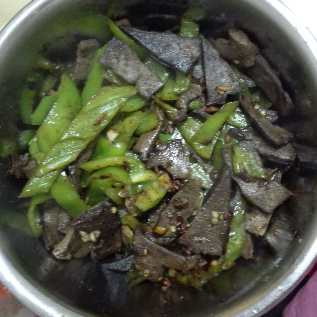 青椒炒肝 （家常各种留影专用）