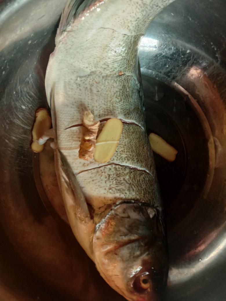 凉拌鱼 夏日可口下饭菜 的做法步骤图 雾漫雾散 下厨房