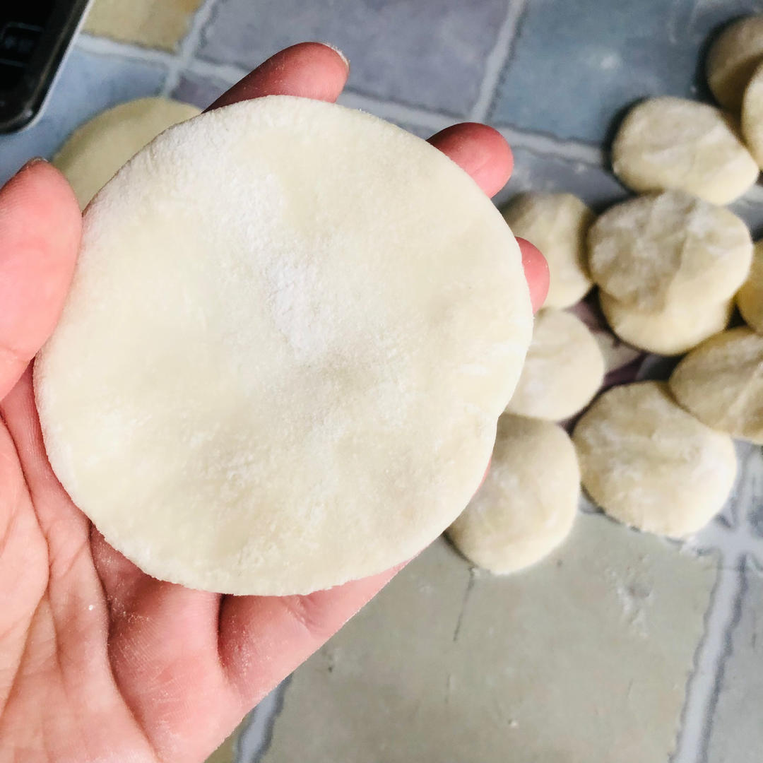 手工揉面三分钟，又韧又薄又好包的饺子皮