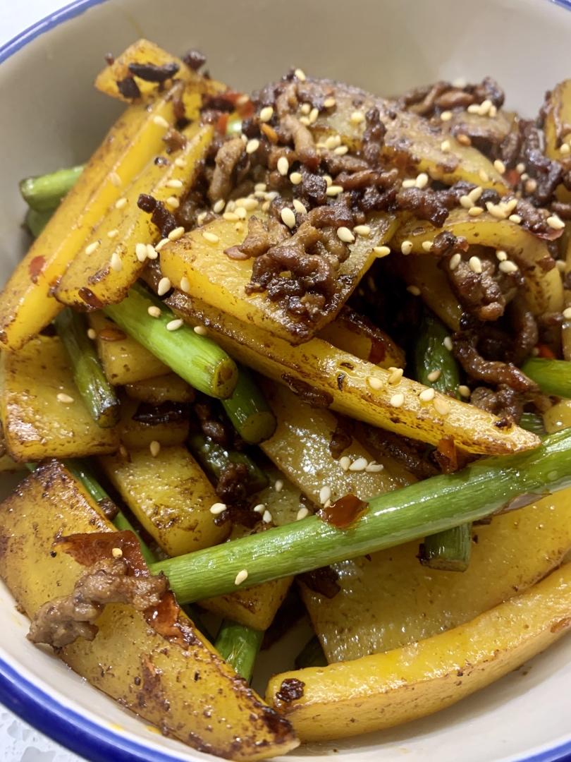 蒜薹土豆炒肉