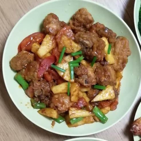 菠萝咕噜肉
