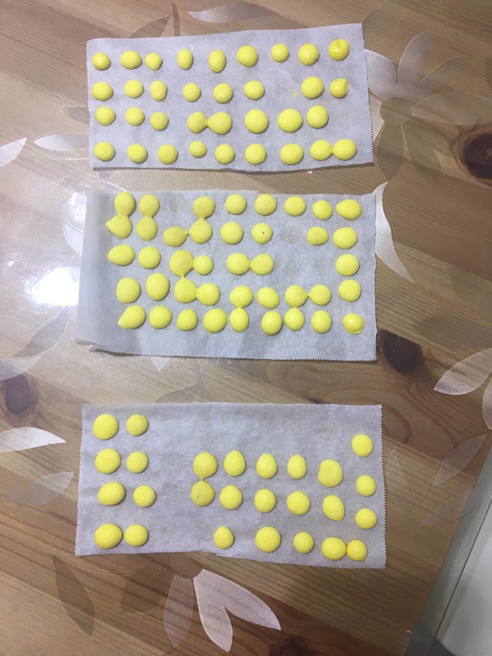 入口即化的无添加蛋黄溶豆