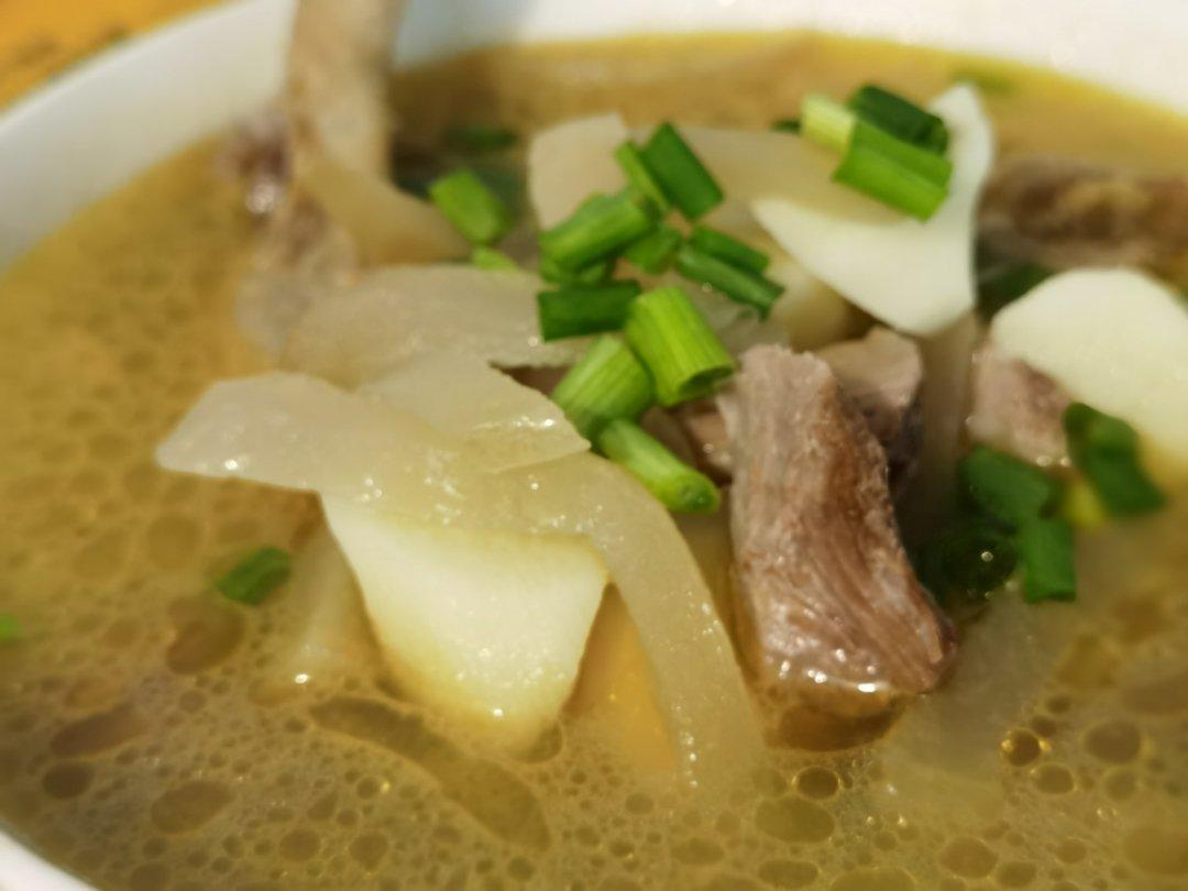 酸萝卜老鸭汤