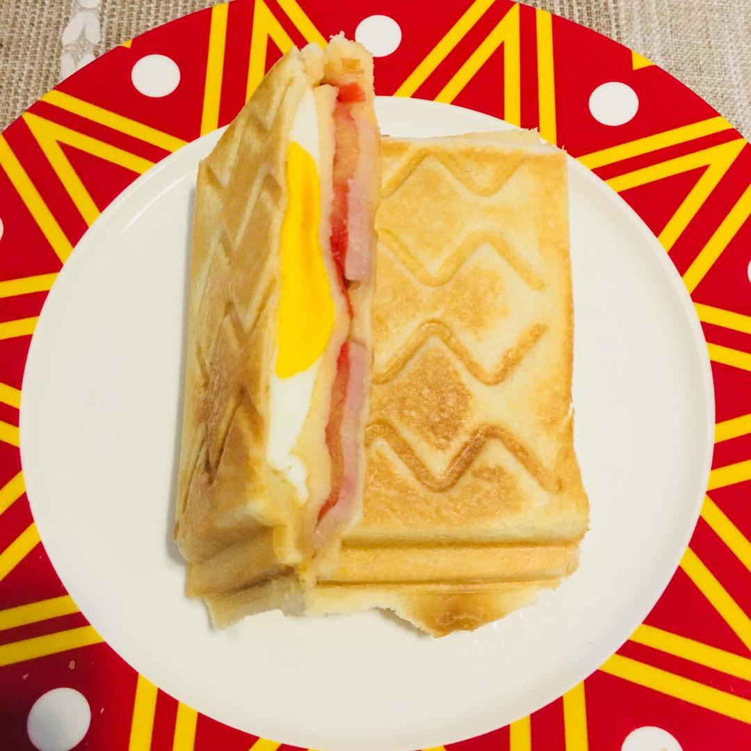 火腿芝士蛋三文治