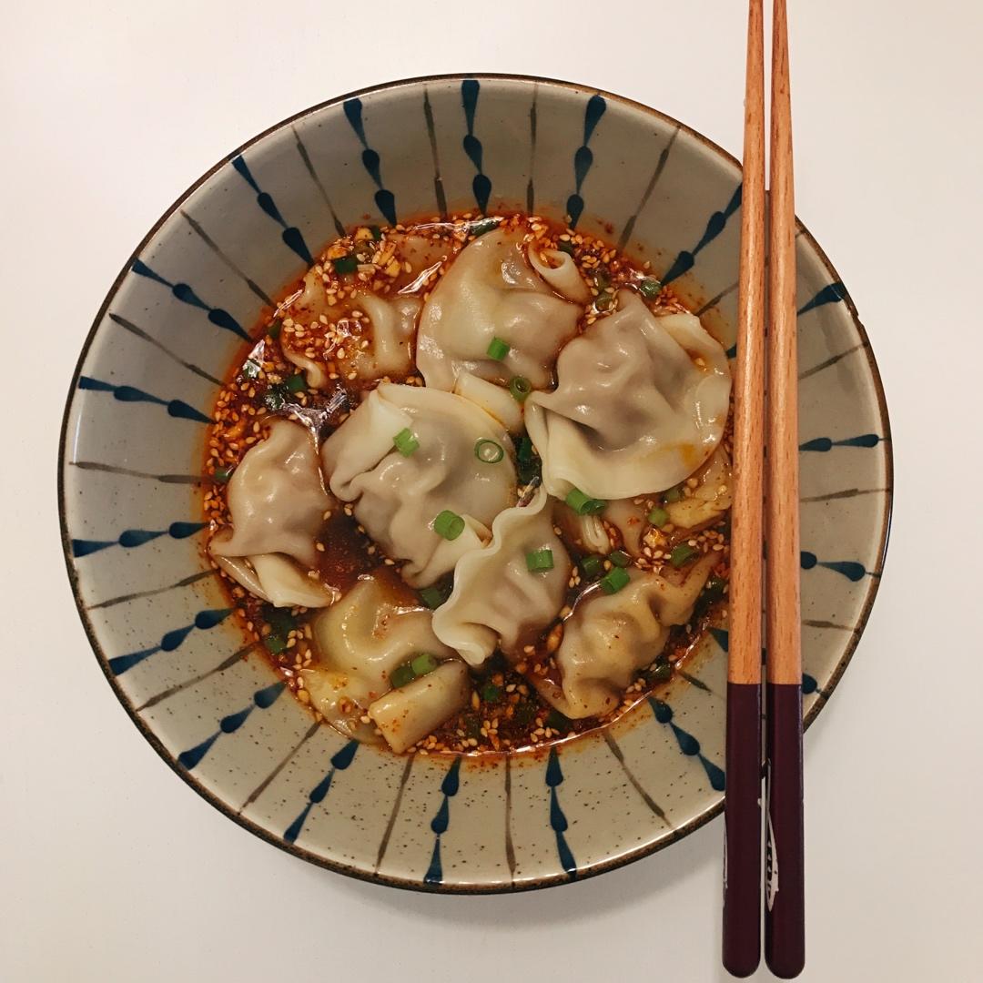 🔥五分钟搞定❗️酸辣开胃一吃就上瘾的酸汤水饺