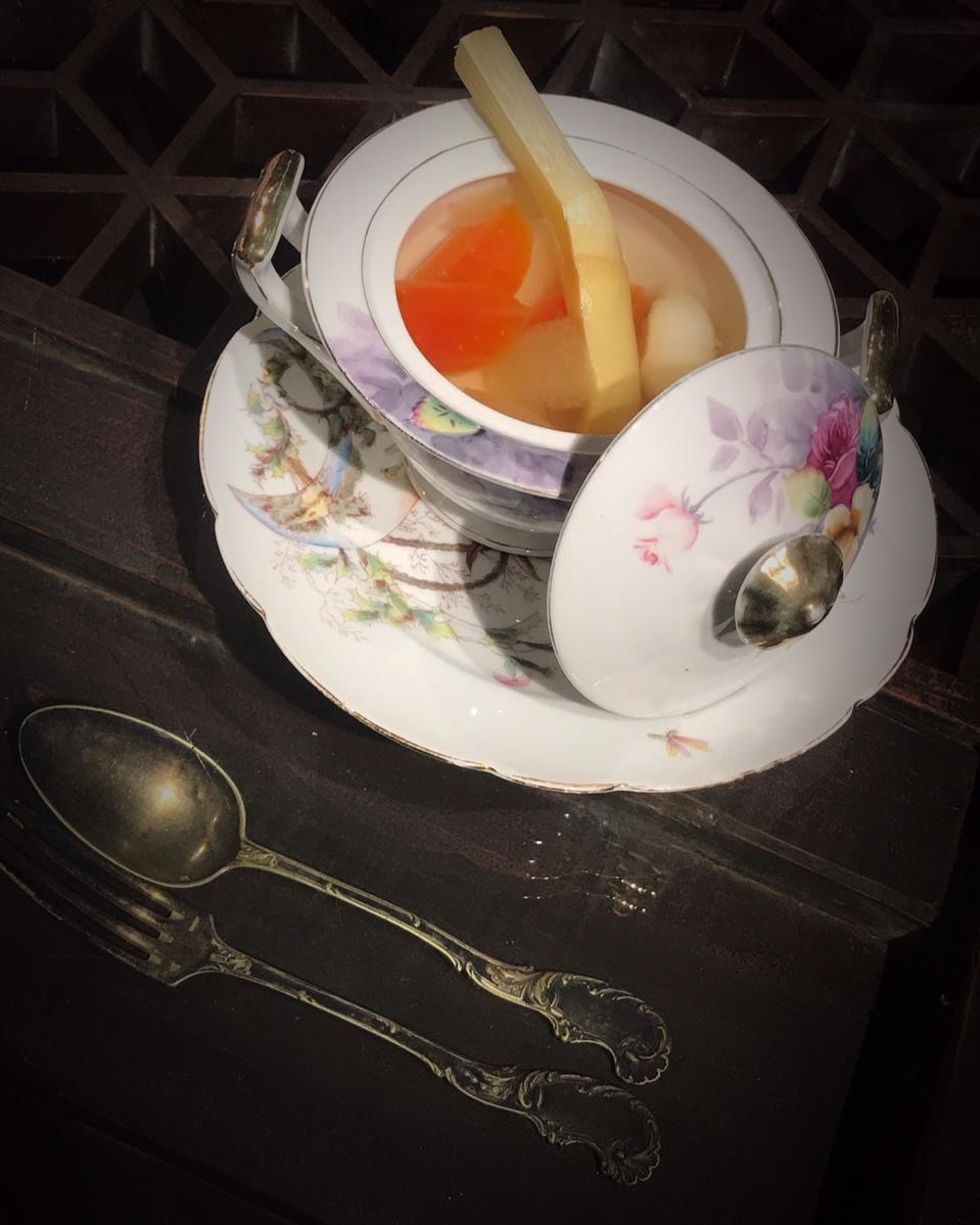 《港廚煮》滋潤竹庶茅根馬蹄甘荀蘋果糖水-無糖版