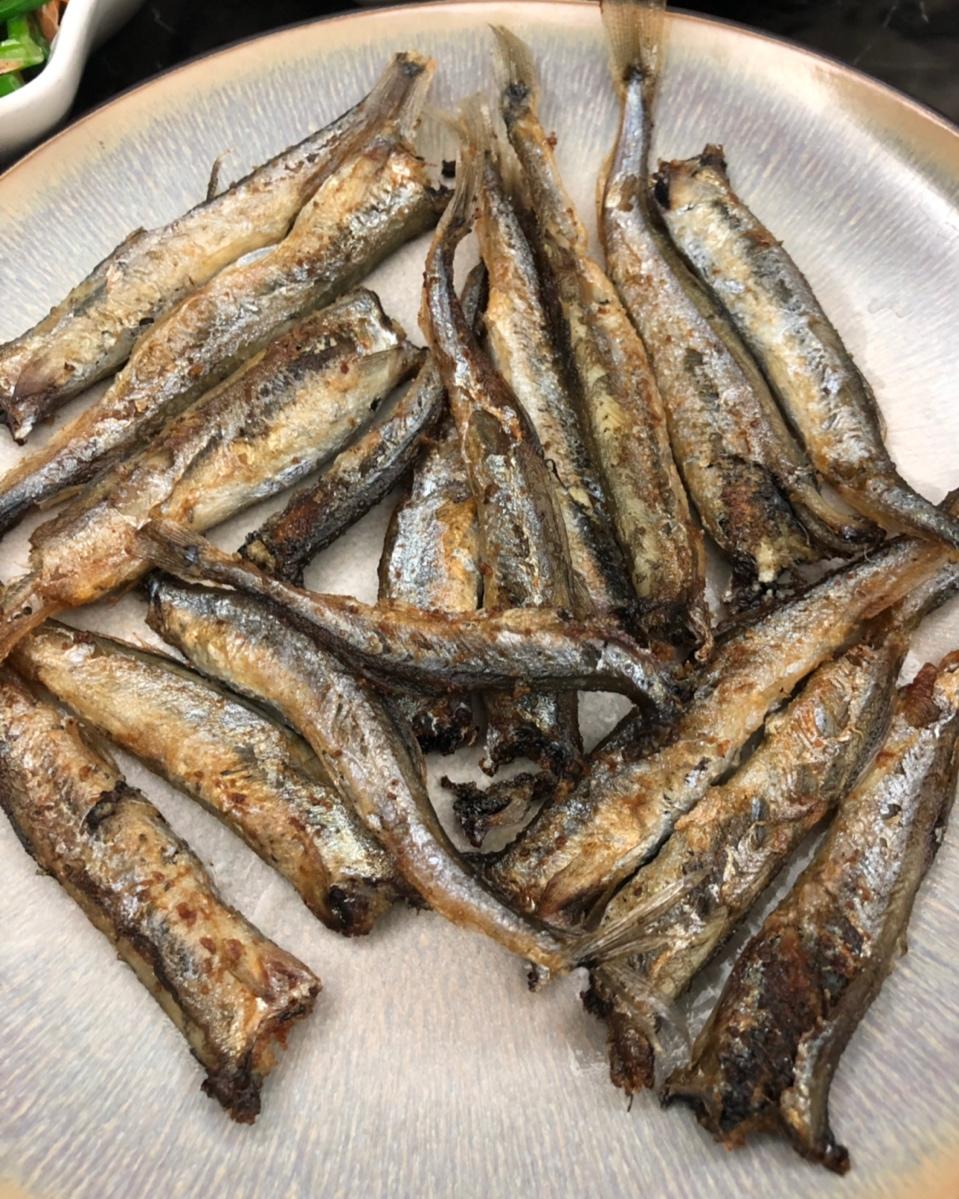 香煎椒盐多春鱼