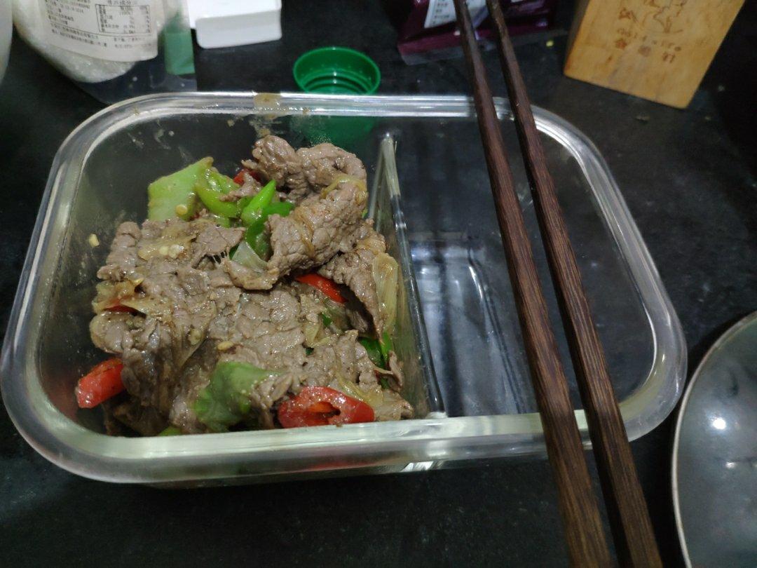 孜然大葱炒牛肉