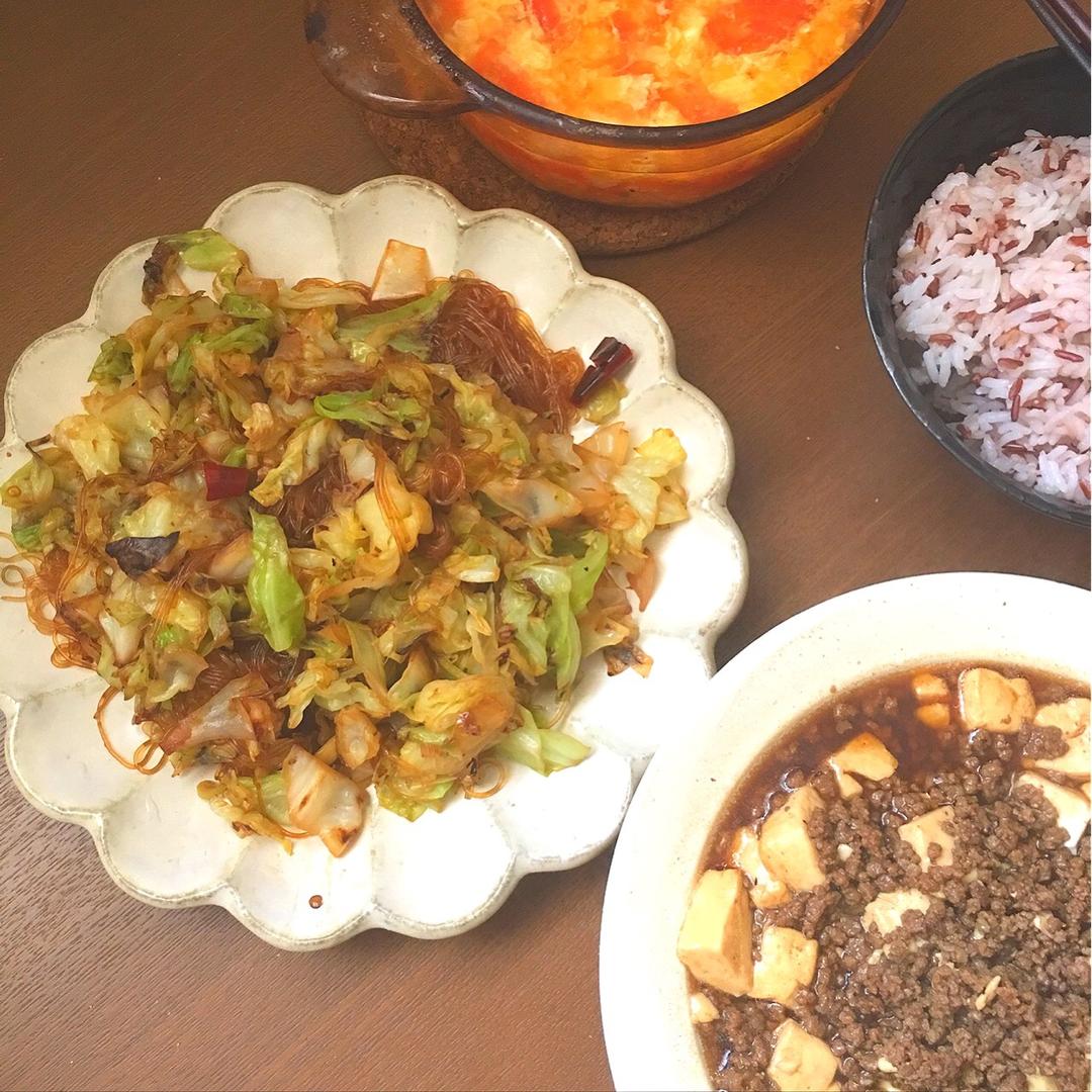 卷心菜炒粉丝 Glass noodles with Cabbage