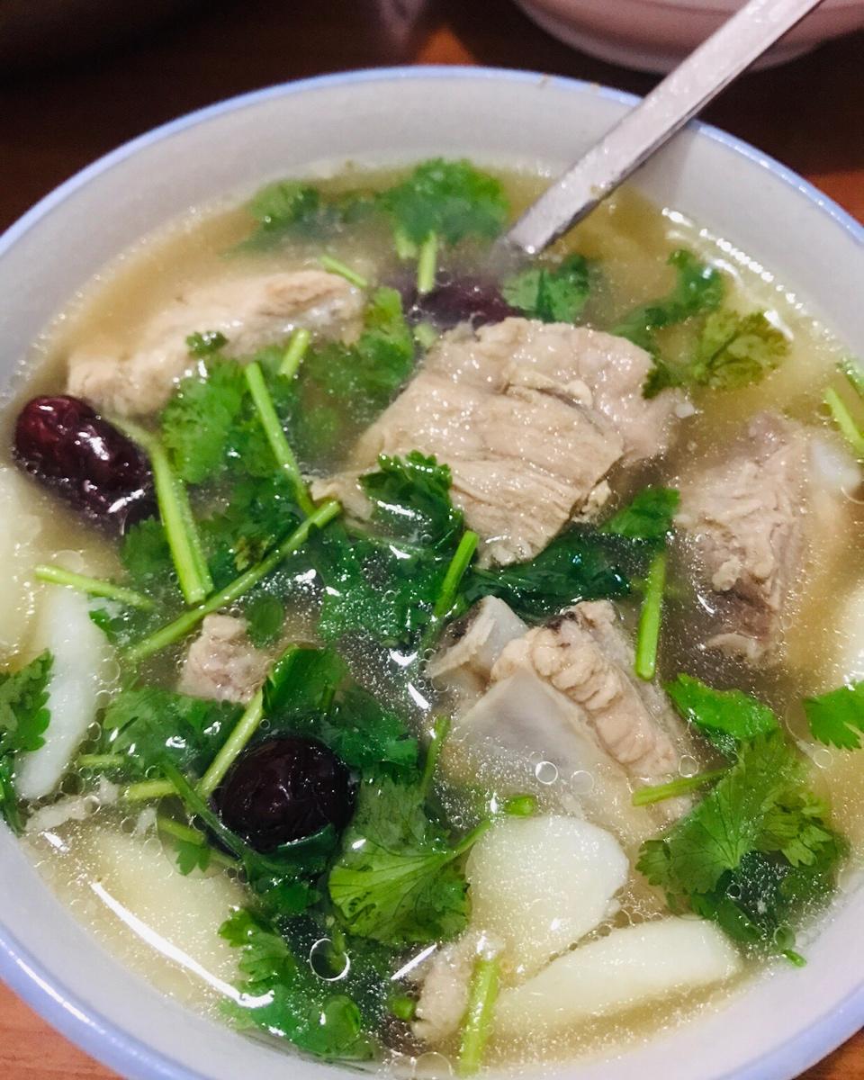 排骨山药汤
