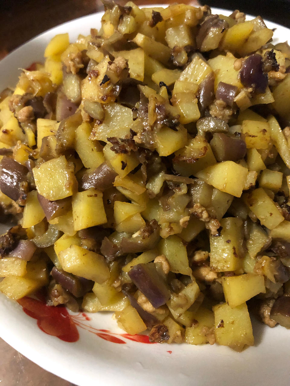 土豆茄子丁肉末