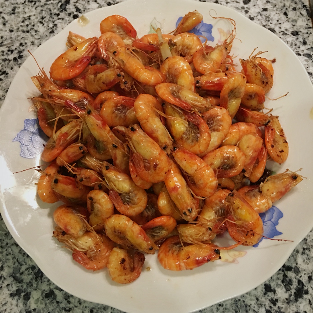 爆炒小河虾