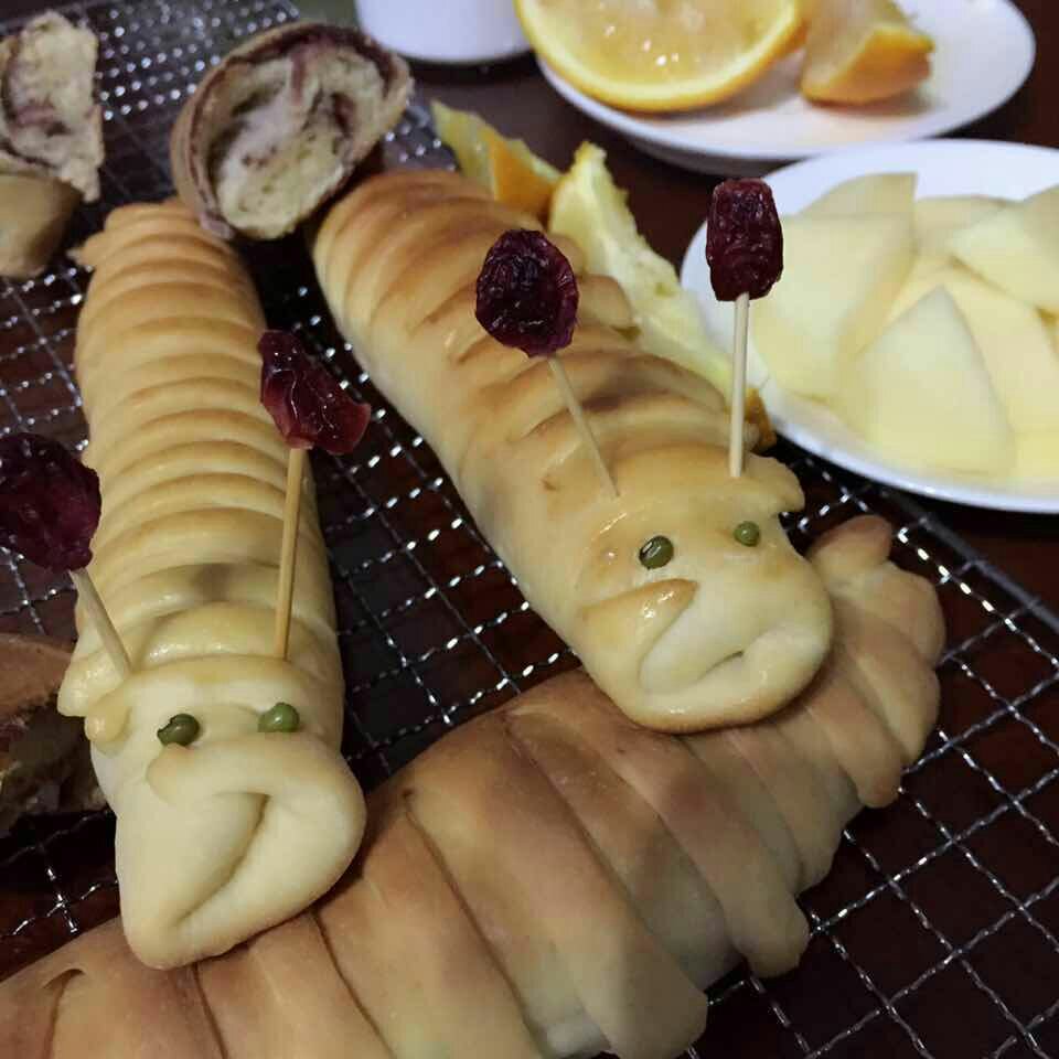 毛毛虫面包