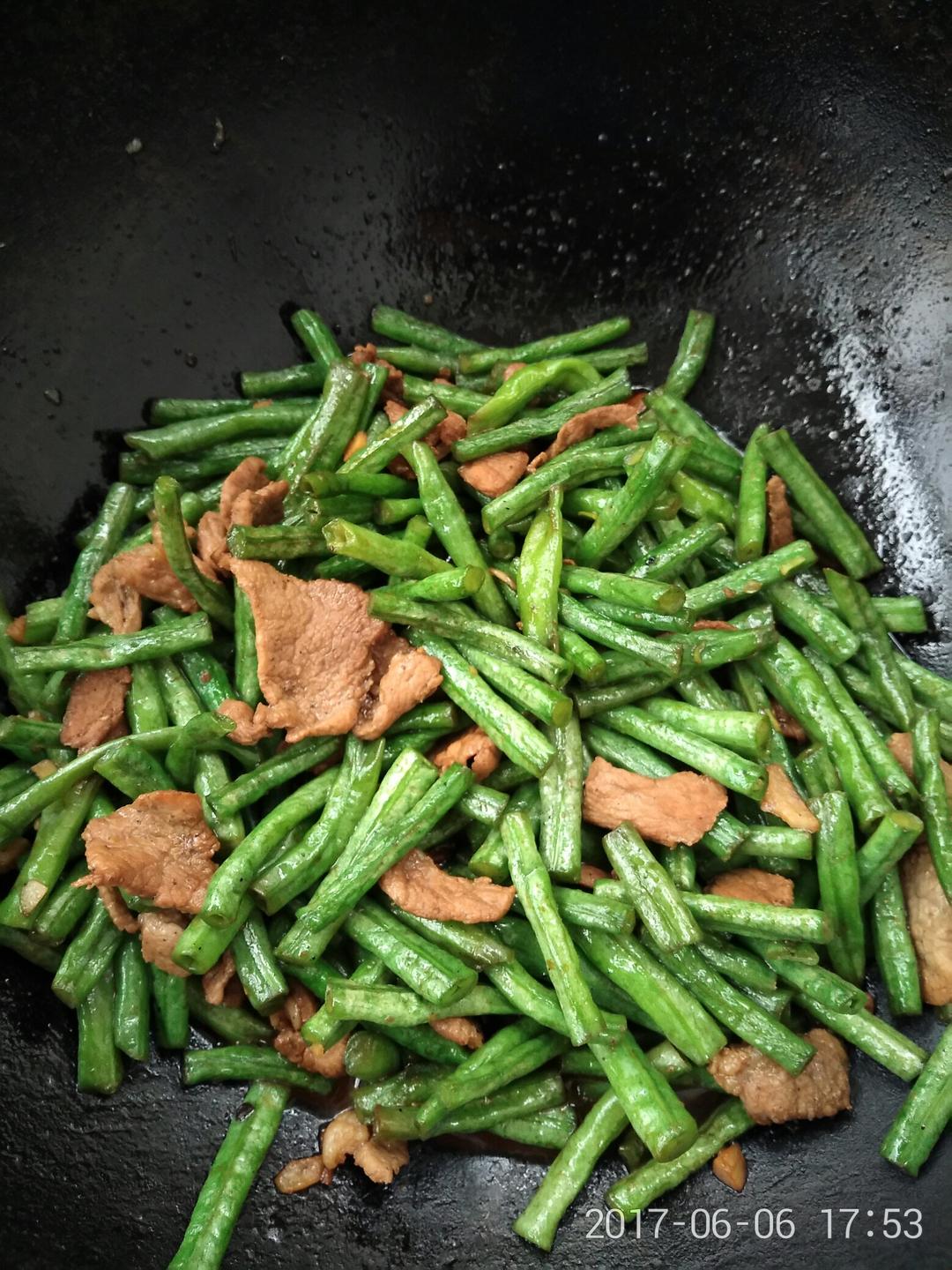 豆角炒肉丝