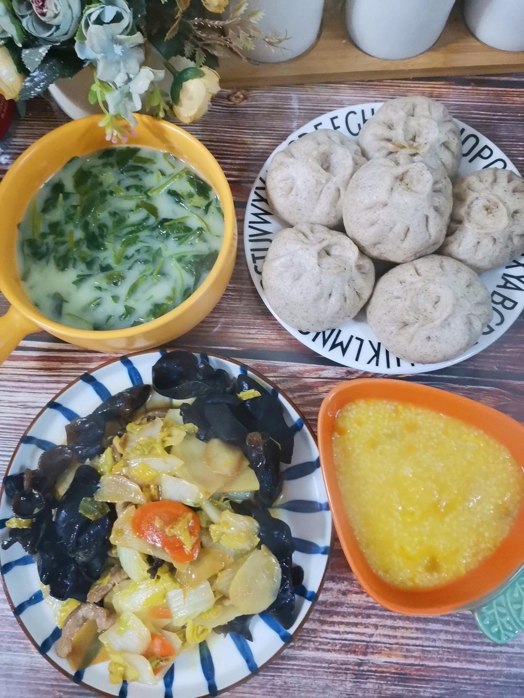 记录小学生的不重要早餐