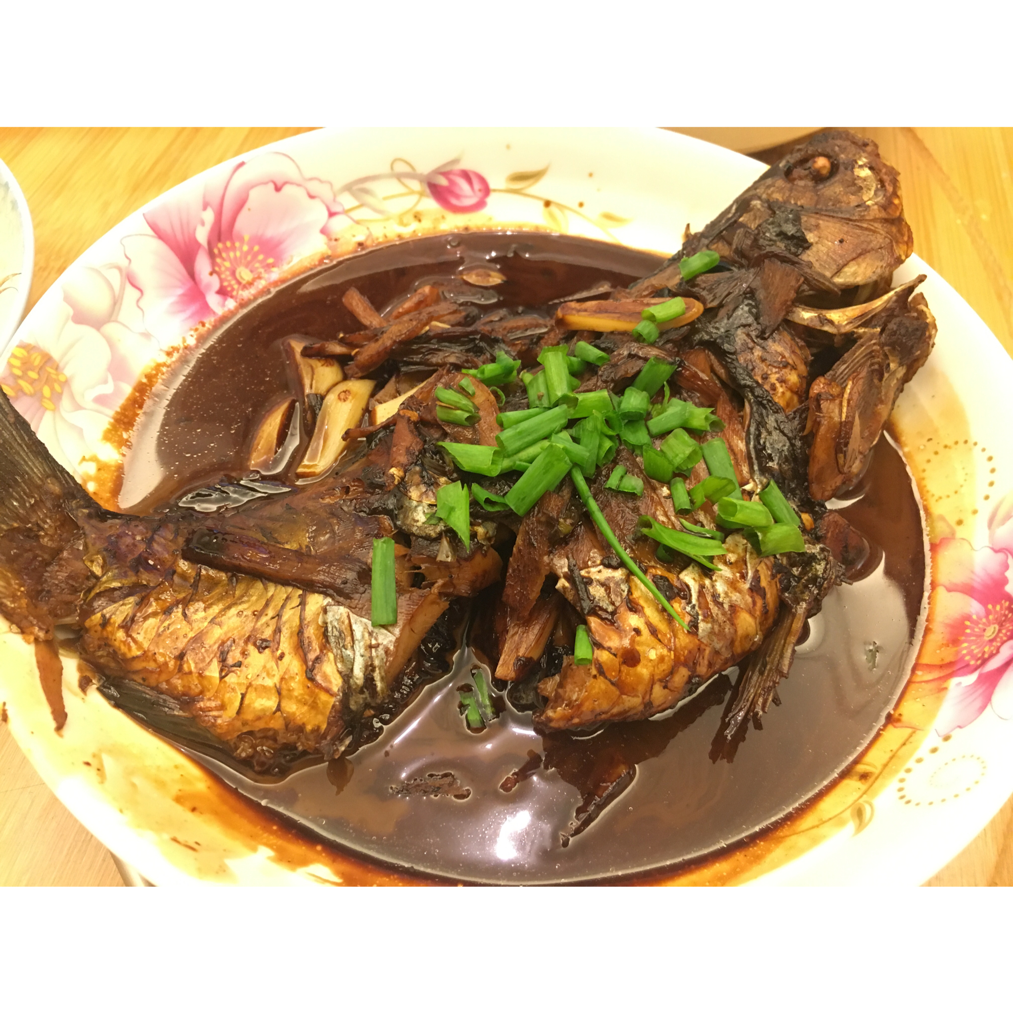红烧鲫鱼
