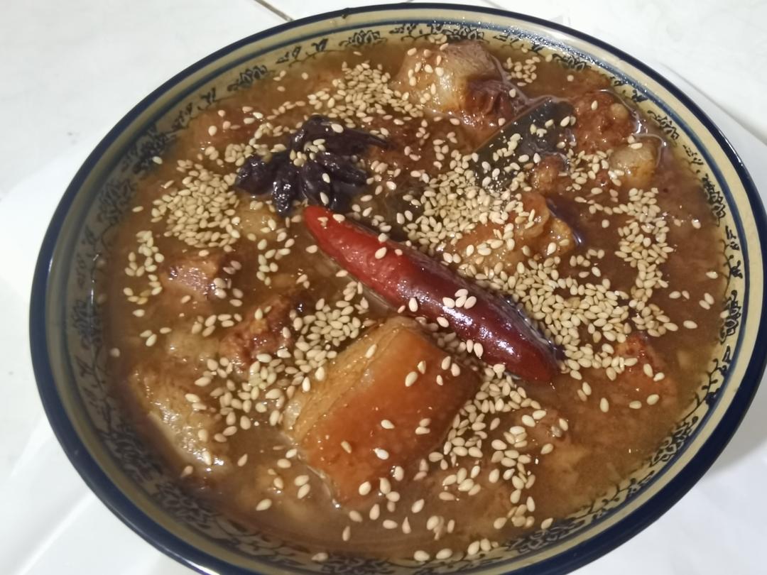 不焯水不放油的家常红烧肉