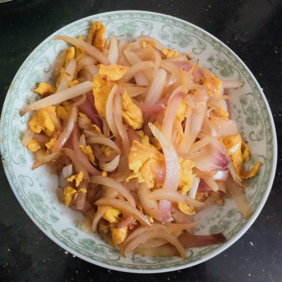洋葱炒鸡蛋