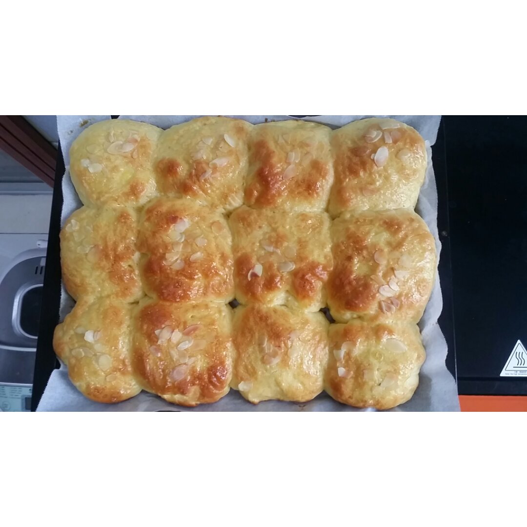 鲜奶油小餐包（一次发酵）
