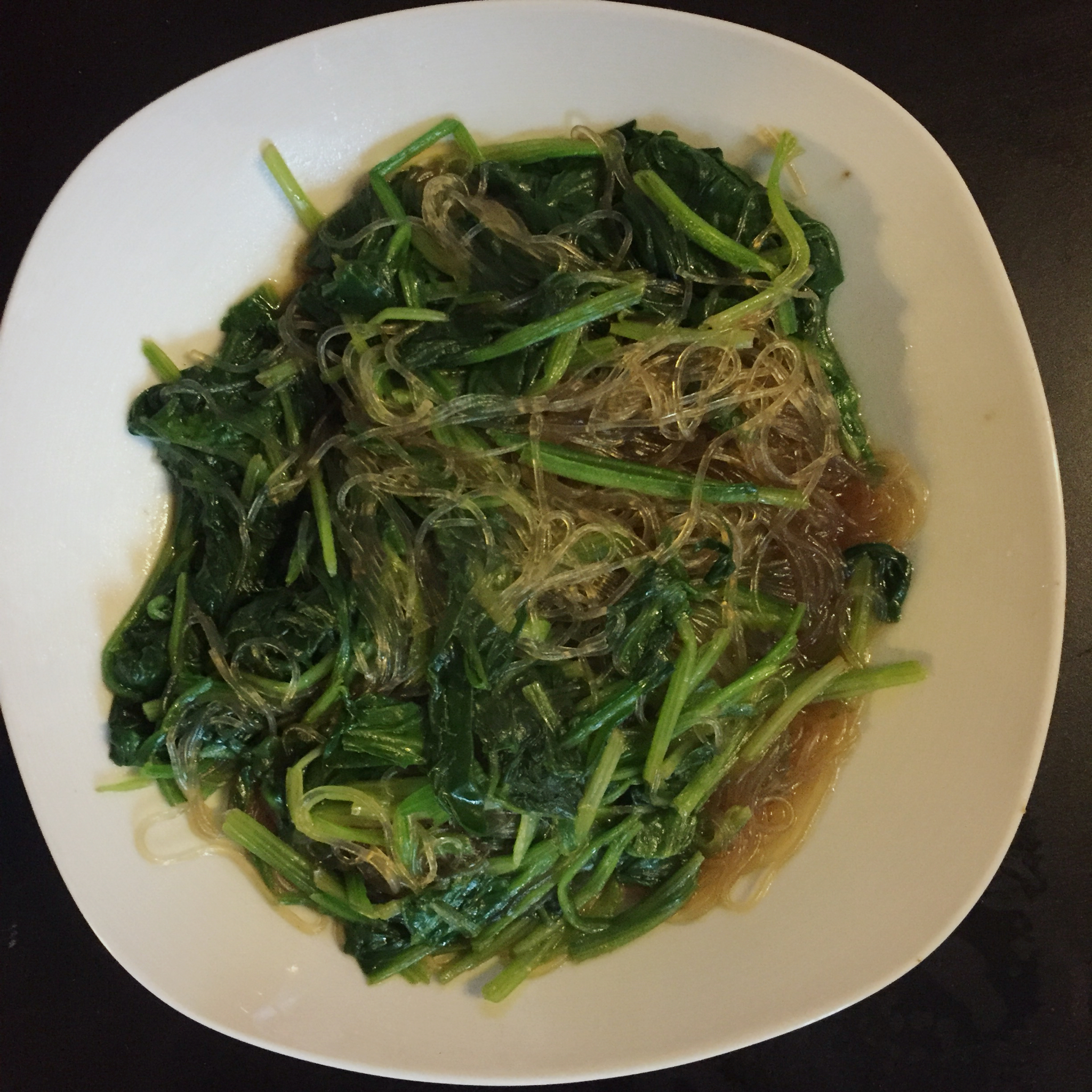 菠菜炒粉丝
