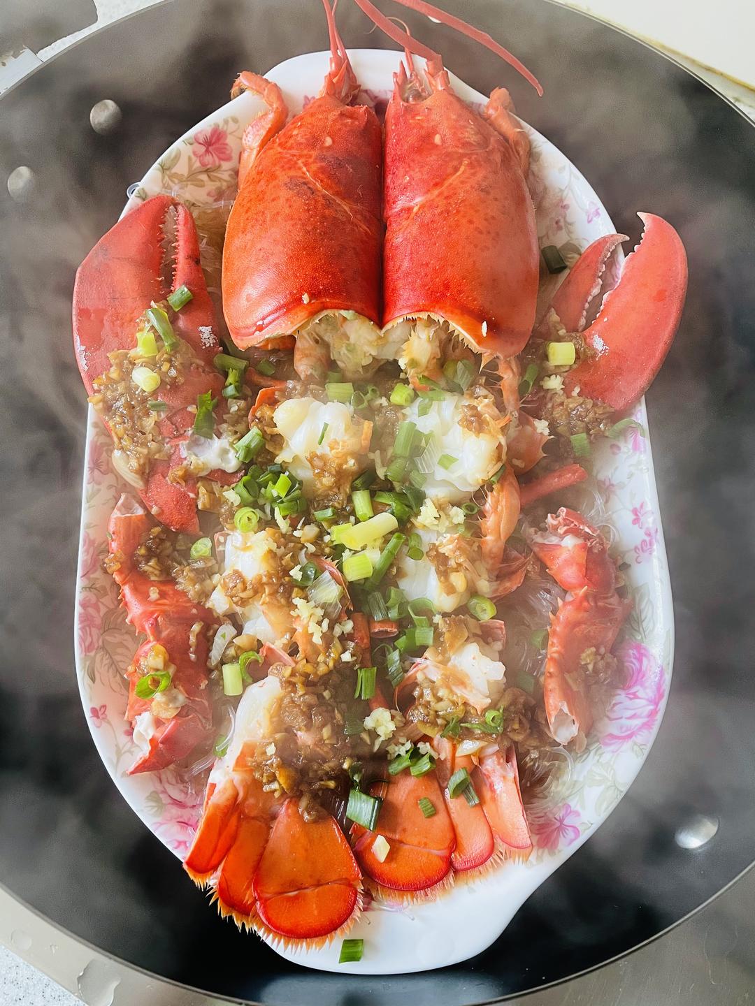 年菜宴客02蒜蓉粉丝蒸龙虾