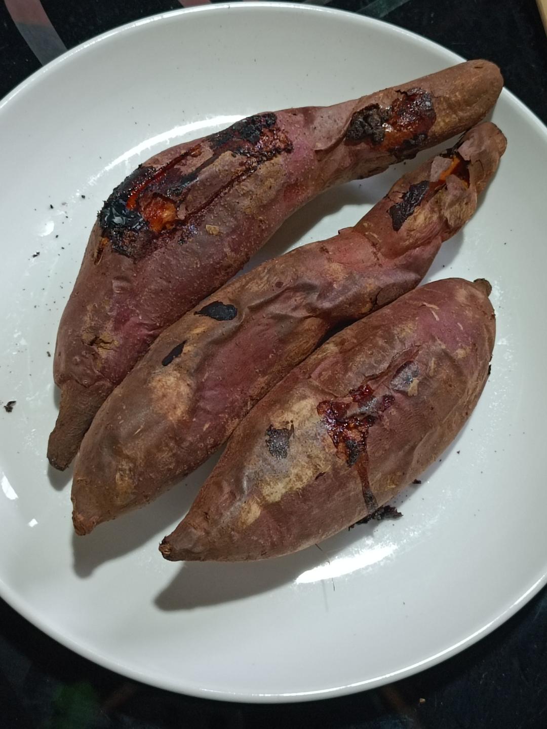 【糯唧唧的烤红薯】糖油四溢皮肉分离外糯里嫩吸溜着吃！