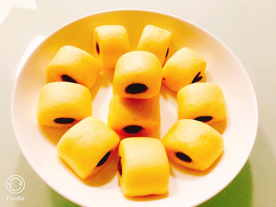 五彩奶香豆沙小馒头