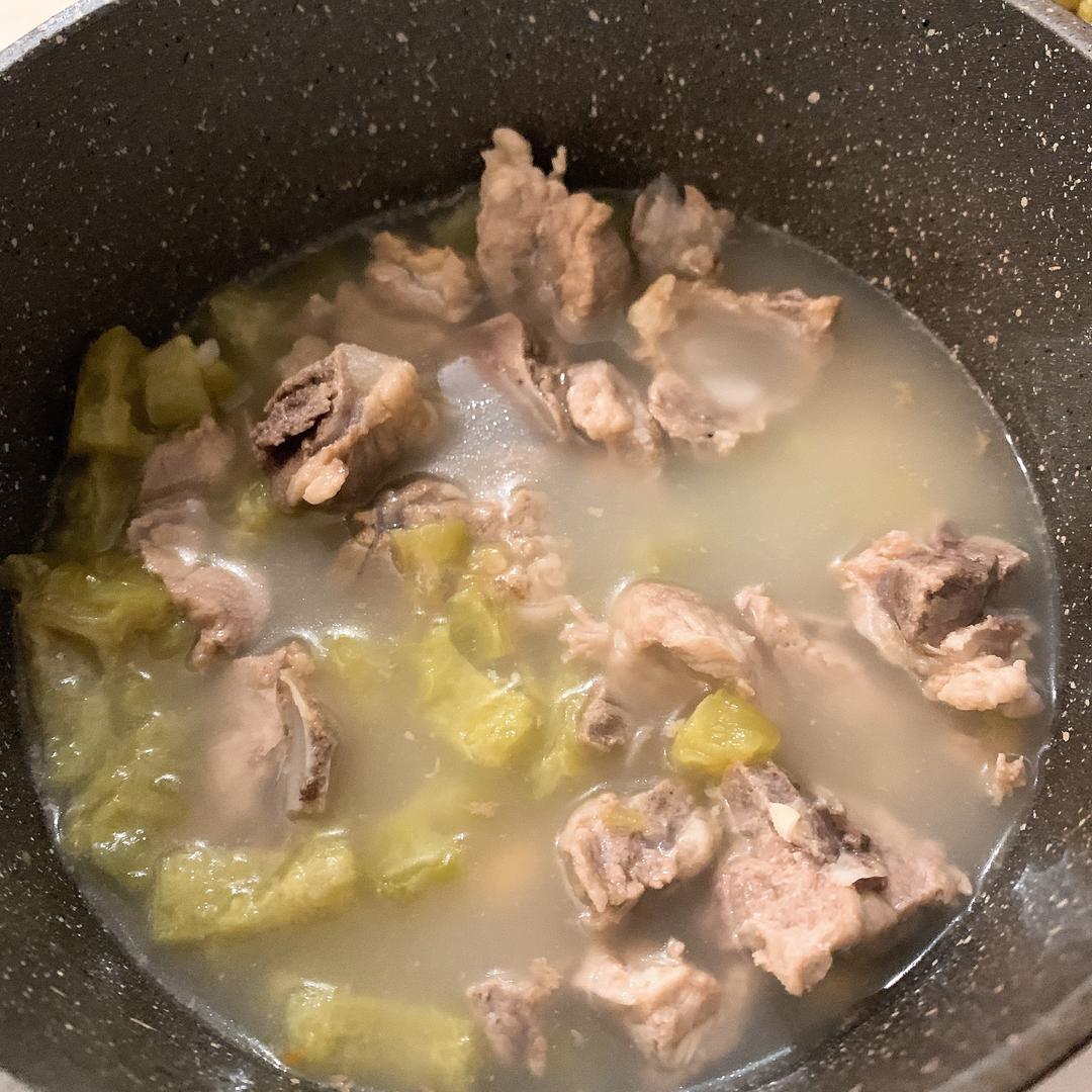 【清热解毒】苦瓜黄豆排骨汤