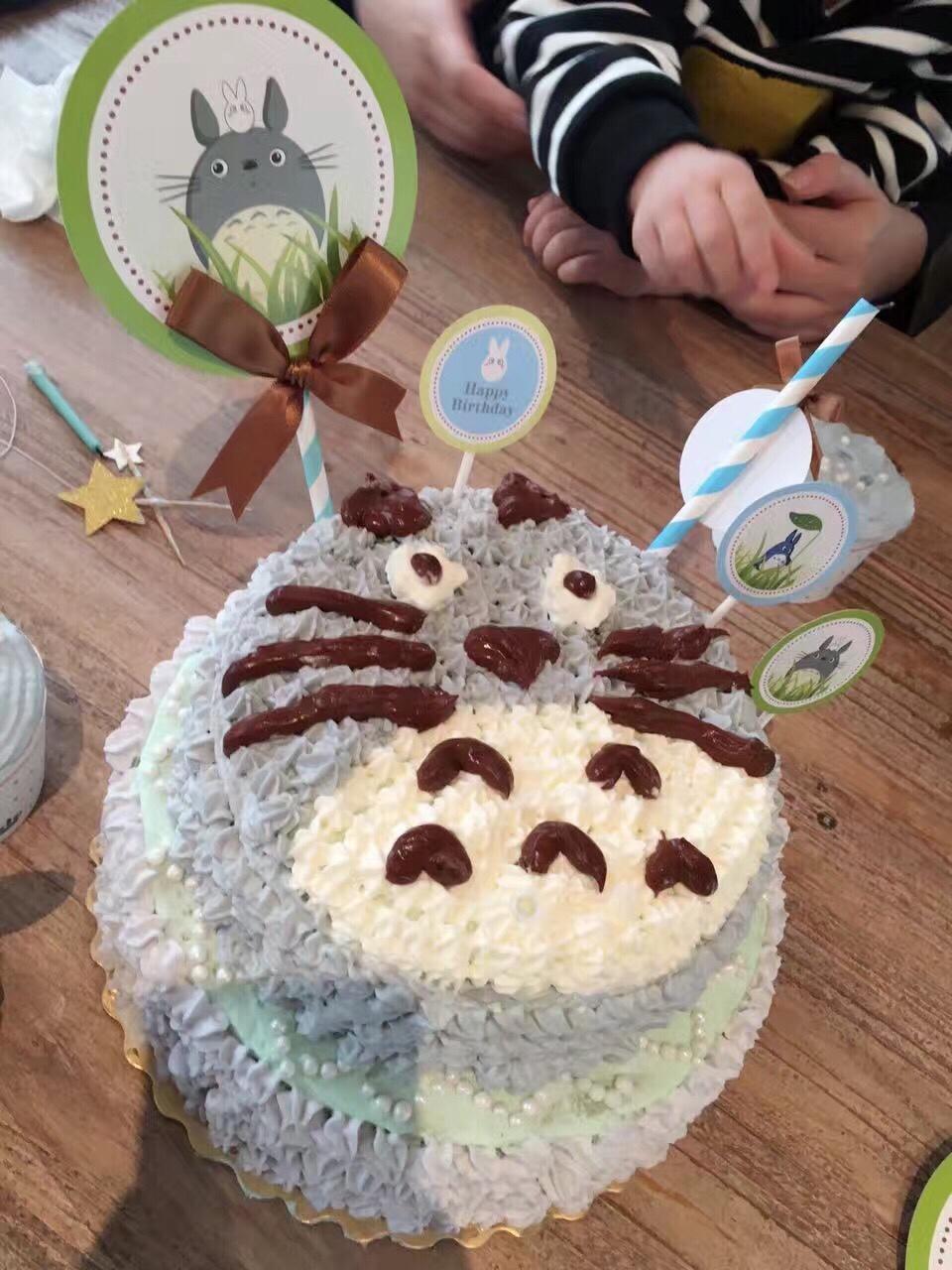 龙猫裱花奶油蛋糕的做法