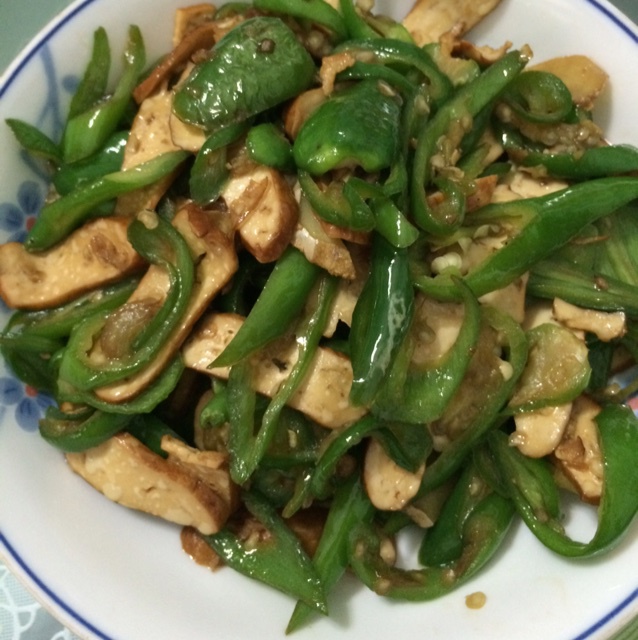 悠然-59做的青椒炒白干子