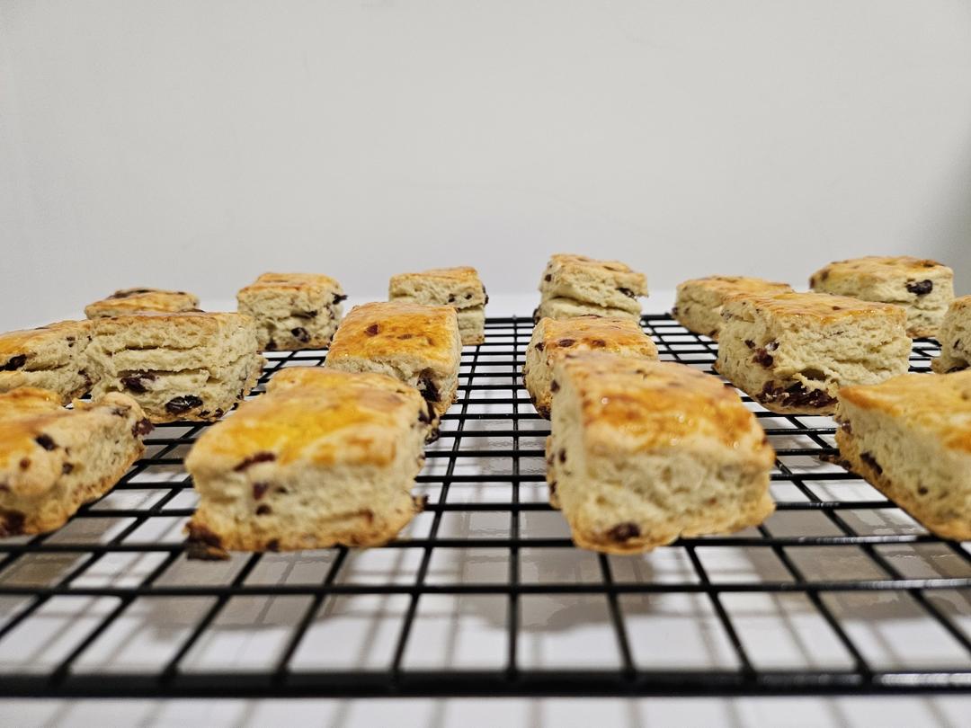 完美裂纹～百分百成功的超好吃奶香司康（禁止搬运）