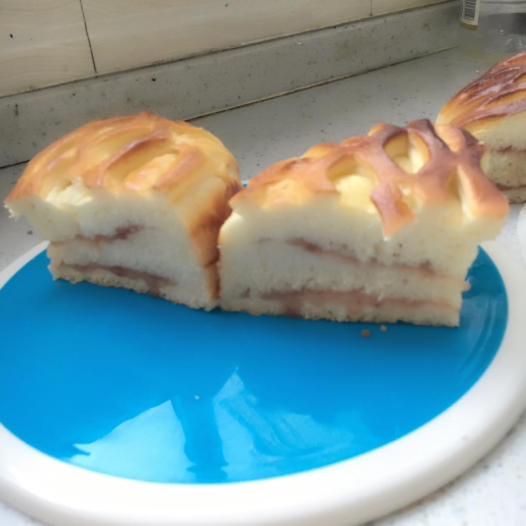 网纹果酱夹心面包