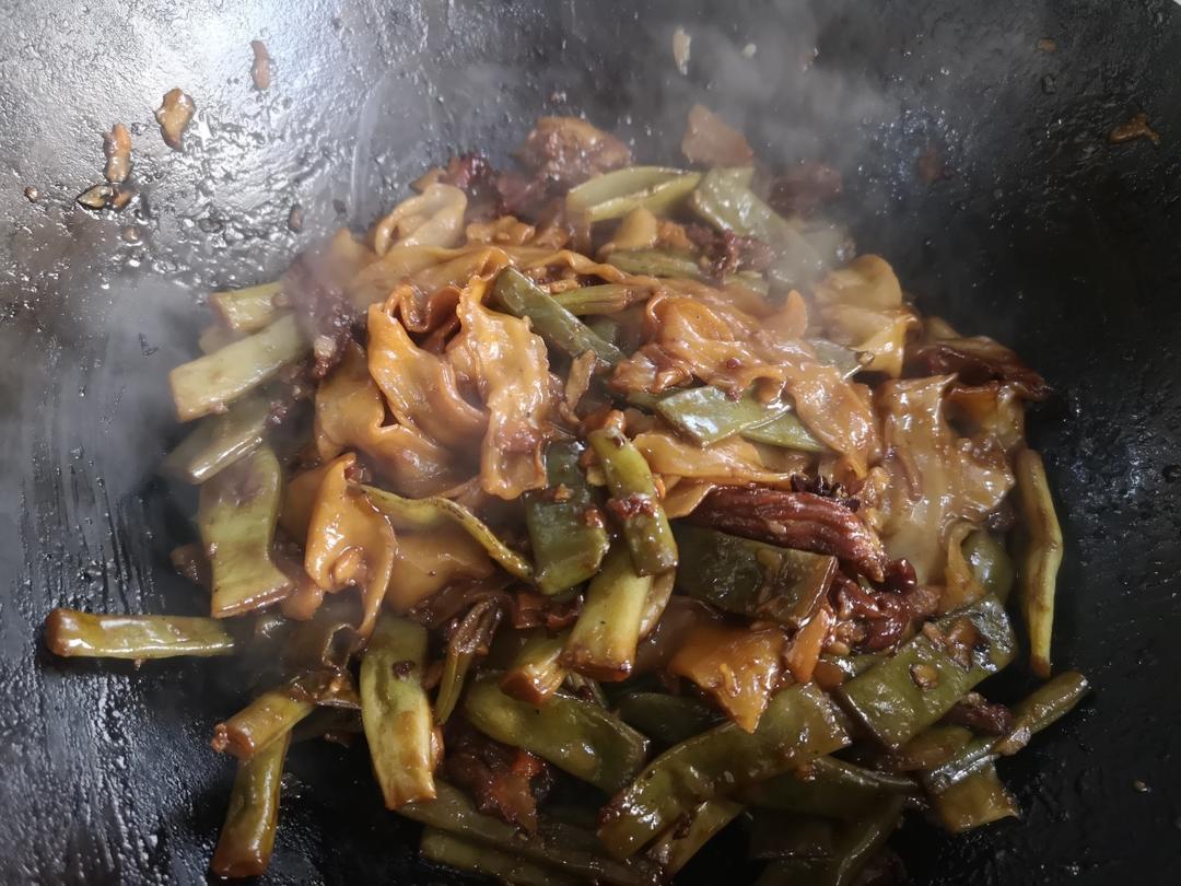 豆角焖面
